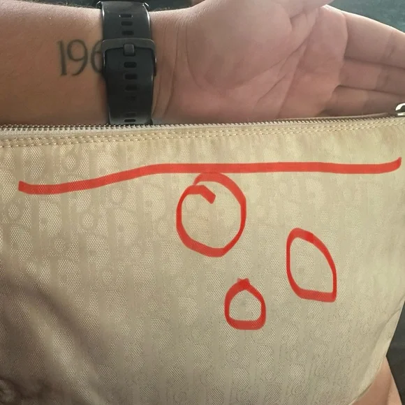 Elegant Cream Dior Shoulder Bag🤍 - Picture 12 of 15